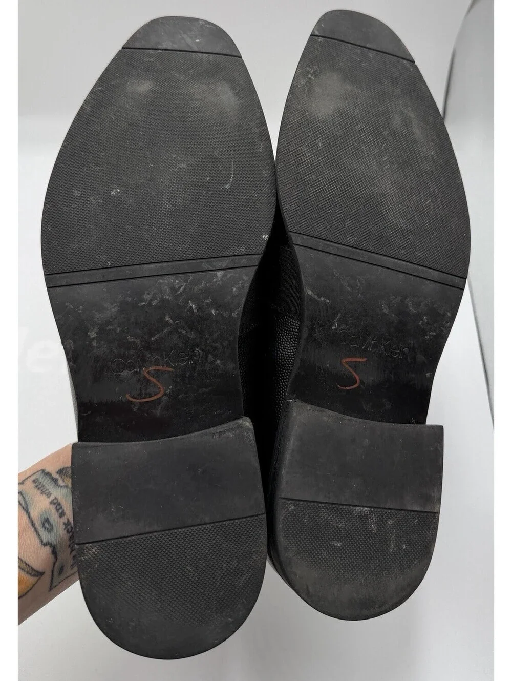 Calvin Klein Rian Bernard Men’s 8.5 Dimpled Leather Loafer Slip On Dress Shoe